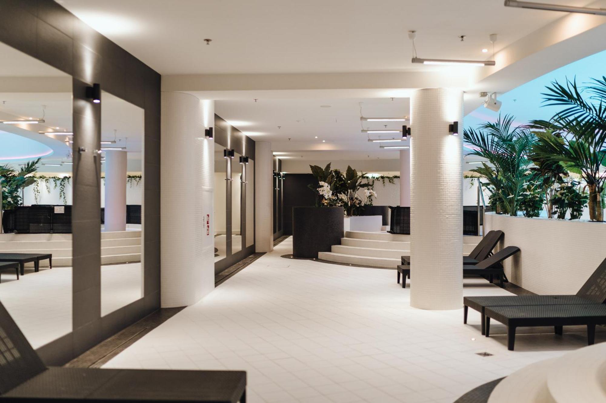 Hanza Tower Lux Sauna&pool *